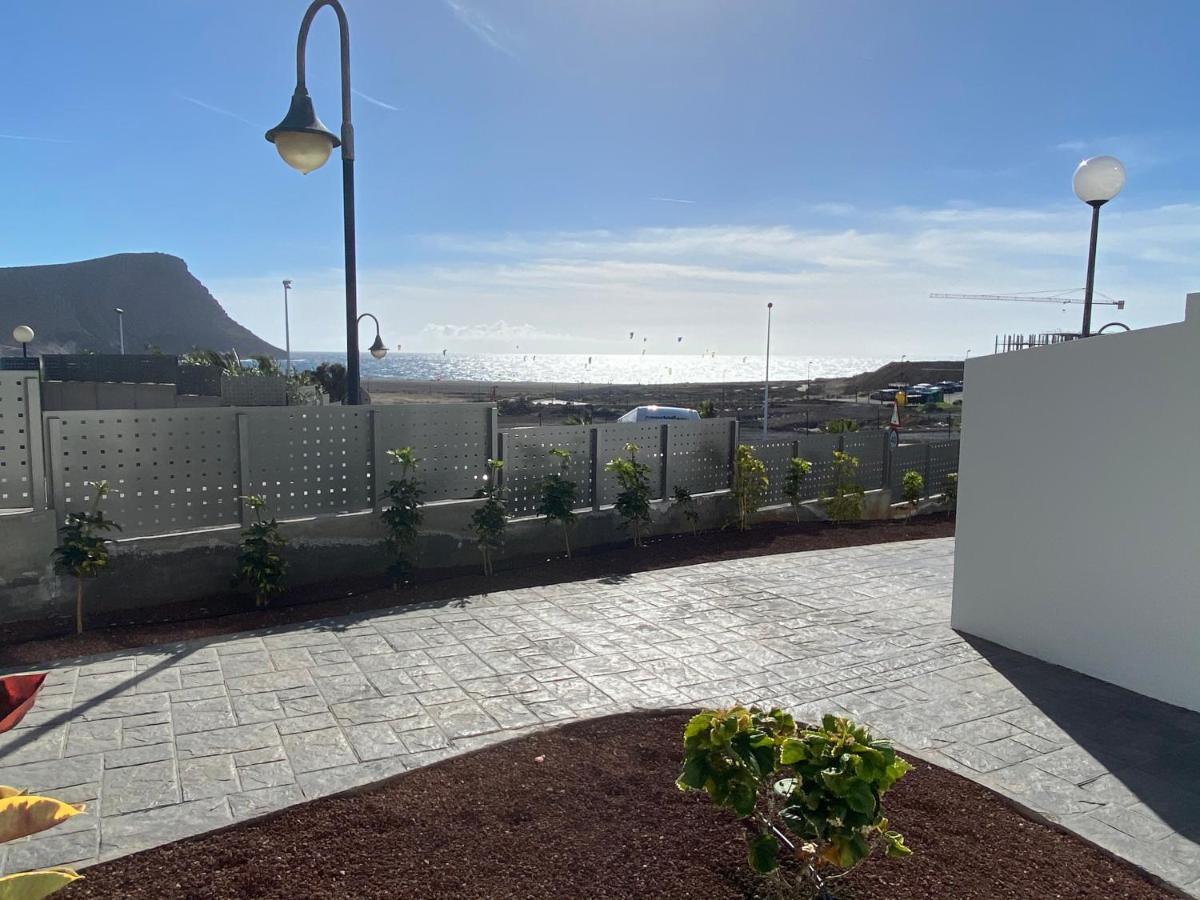 A Beautiful Apartment With A Beach View - La Tejita - El Medano Екстер'єр фото