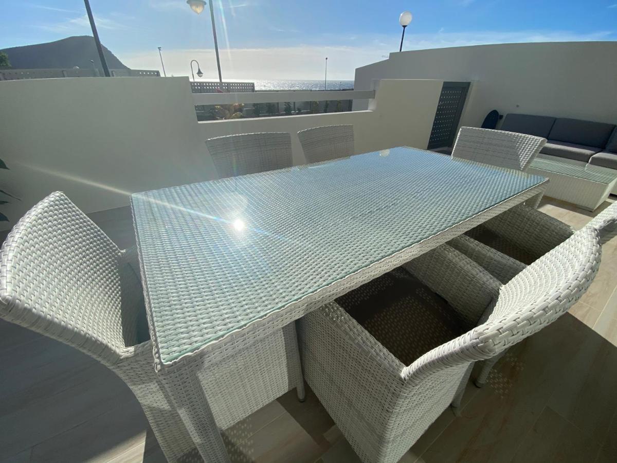 A Beautiful Apartment With A Beach View - La Tejita - El Medano Екстер'єр фото