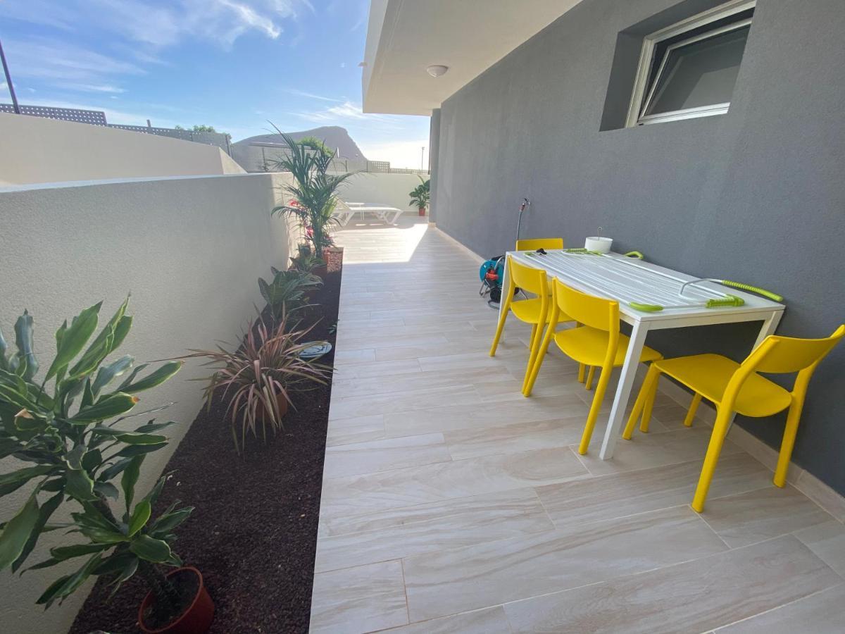 A Beautiful Apartment With A Beach View - La Tejita - El Medano Екстер'єр фото